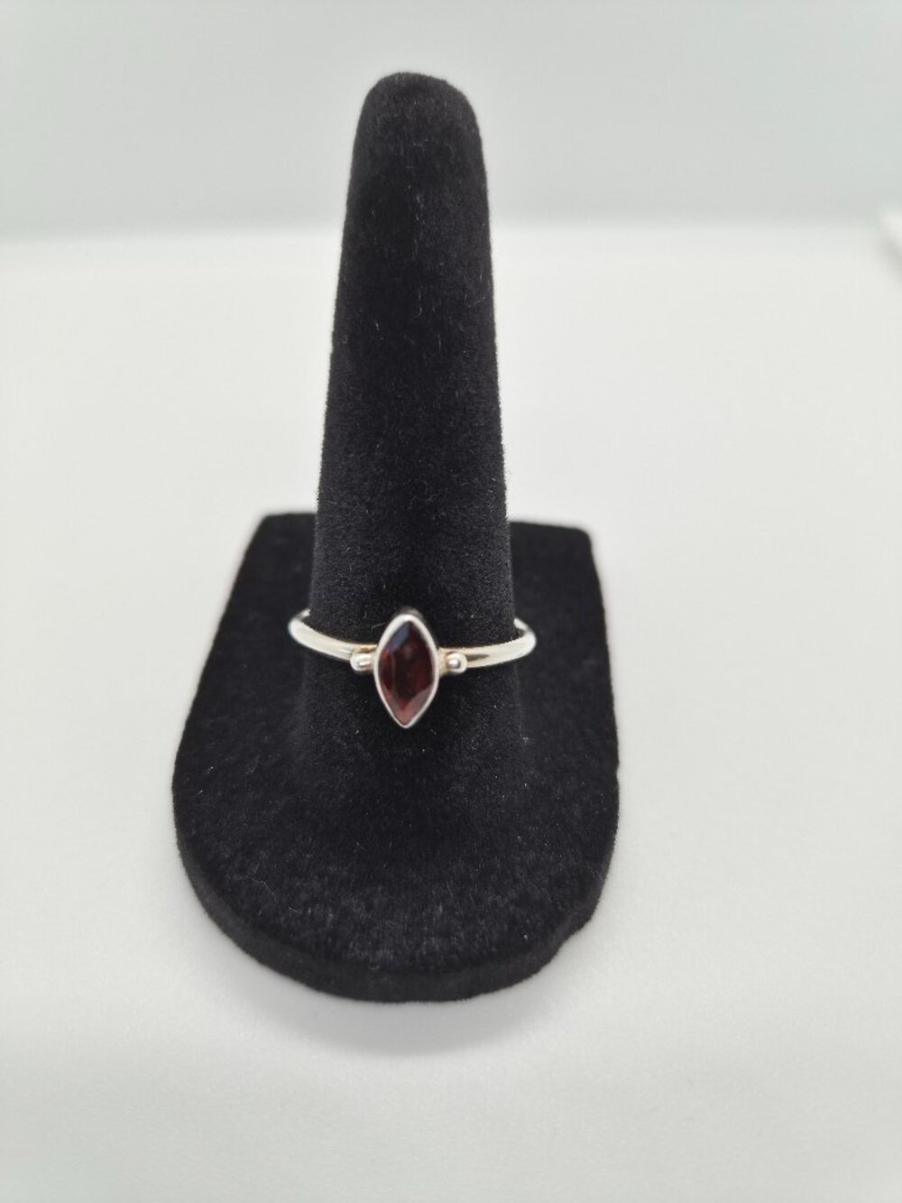 Sterling Silver 925 Garnet Ring Marquise Dainty Size 8